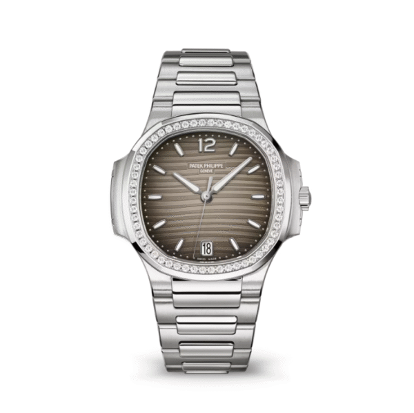 Screen Shot 2025-07-18 at 16.02.46 Patek philippe - Nautilus Date.seconde au centre